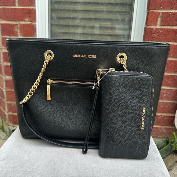 Michael Kors purse and wallet